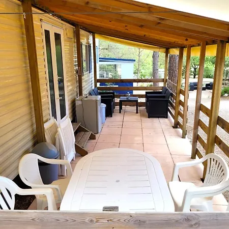 Greenchalets Sur Argens مكان تخييم *