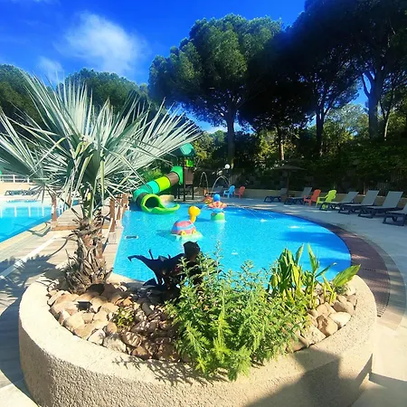 Greenchalets Sur Argens Campeggio