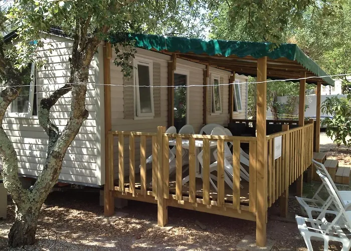 Greenchalets Sur Argens 캠프장 로크부른수르알젠스