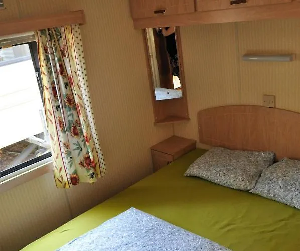 캠프장 Greenchalets Sur Argens