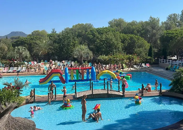 Greenchalets Sur Argens * Roquebrune-sur Argens